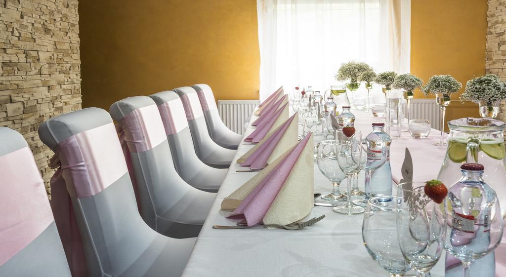 Hotel Polo Пряшів Екстер'єр фото